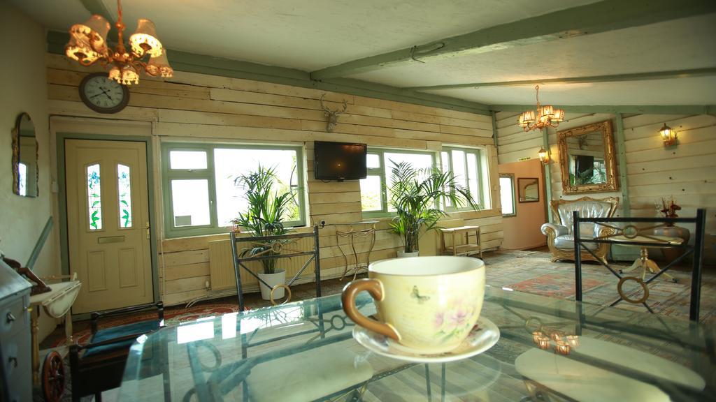 The Edge Accommodation Хаддерсфилд Номер фото
